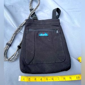 KAVU Keepalong Semi Padded Sling Canvas Rope Crossbody Bag - Black